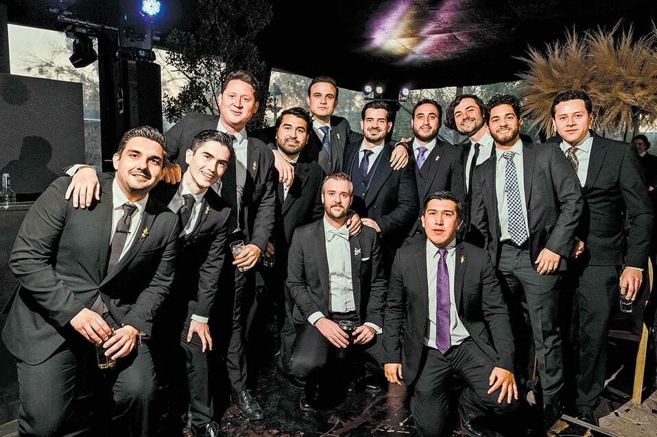 Luis Carlos Hernández, Jorge Espinoza, Temo Amaro, Toño Orozco, Andrés Garrido, José Assad, Alfonso Hernández, Gerardo Signoret, Daniel Vogel , Julián