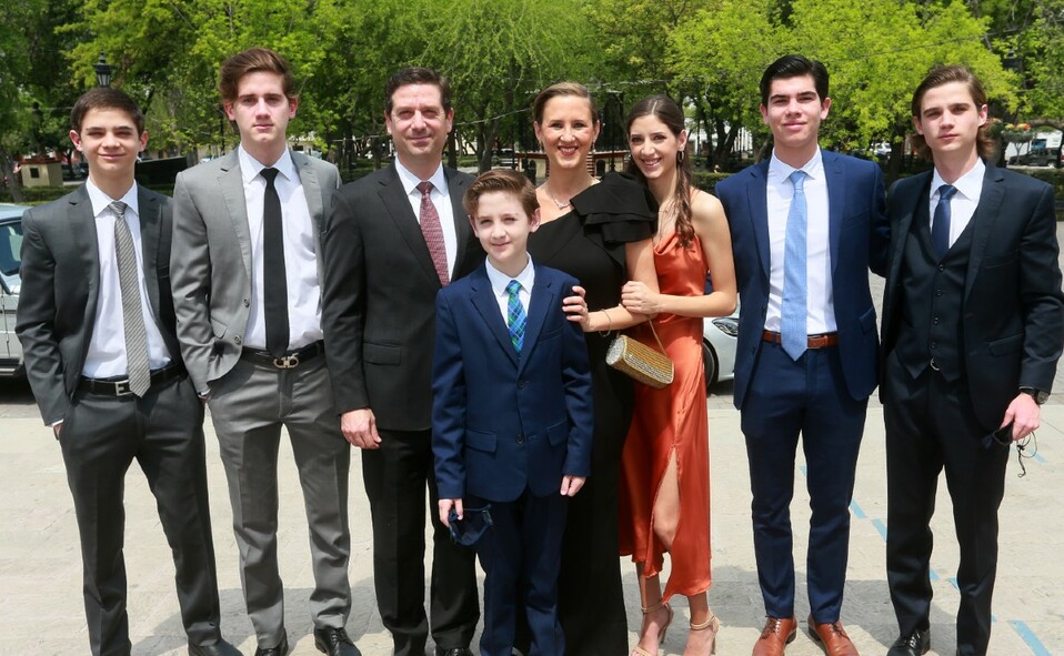 Juan Pablo Padilla, Gabriel Padilla, Gabriel Padilla, Érika Sada de Padilla, Andrés Padilla, Erika Padilla, David Galindo y Rodrigo Padilla. FOTO: STA