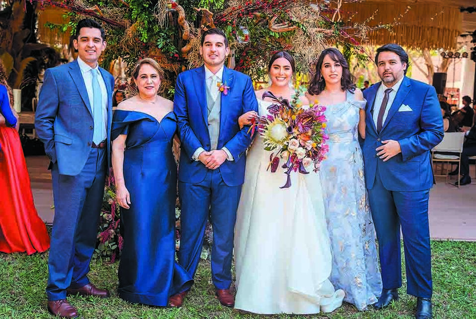 Pedro Guerrero, Olga Carcur, José Guerrero, Camila Villarreal, Mariana Guerrero y Jaime Rios / Fotos: Fabián Pérez