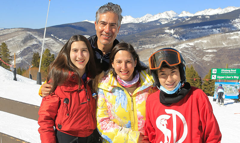 Arturo López, Pamela Guzmán, Jacinta López y Arturo López
