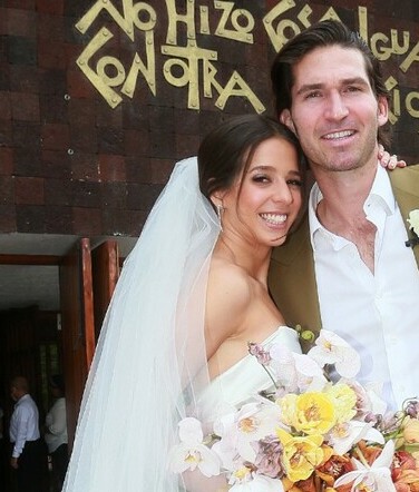 Carmen y Hernán celebraron su gran día junto a sus seres queridos. FOTO: STAFF CHIC