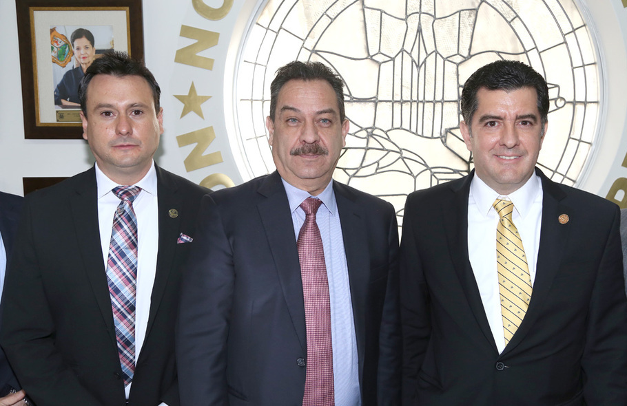 Héctor Iván, Fernando y Jacinto
