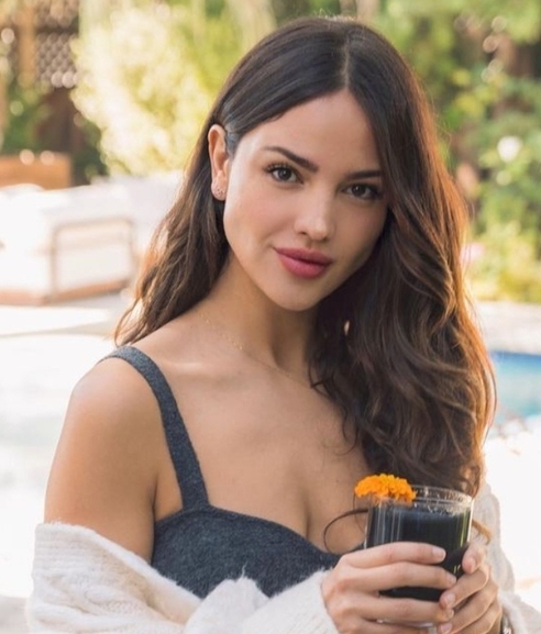 Eiza González tiene un nuevo novio, ¡y es modelo! (Foto: Instagram)