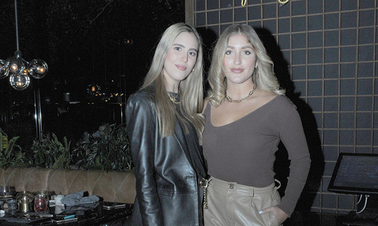 Paola Naveja y Mayte Sánchez