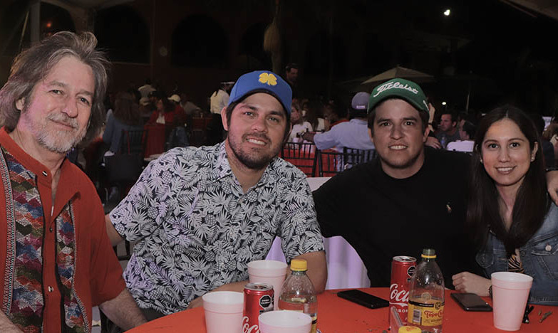 Herman Meza,Eduardo Meza, Jaime Meza y Sandra Rábago / Fotos: Dennis Hernández