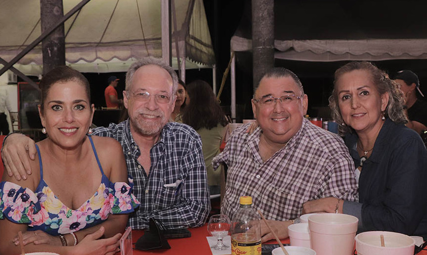 Mónica Said, Alfonso Marín, Homero Ladagga y Susana de Ladagga / Fotos: Dennis Hernández