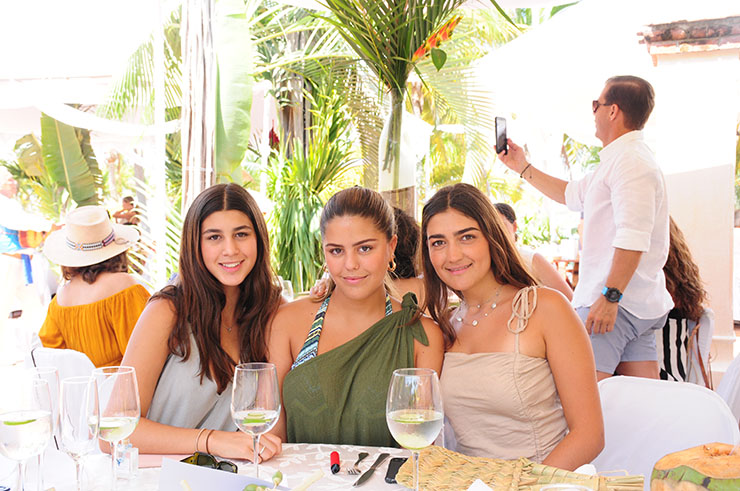 Valeria Canales, Jimena Canales y Karla Ibarra