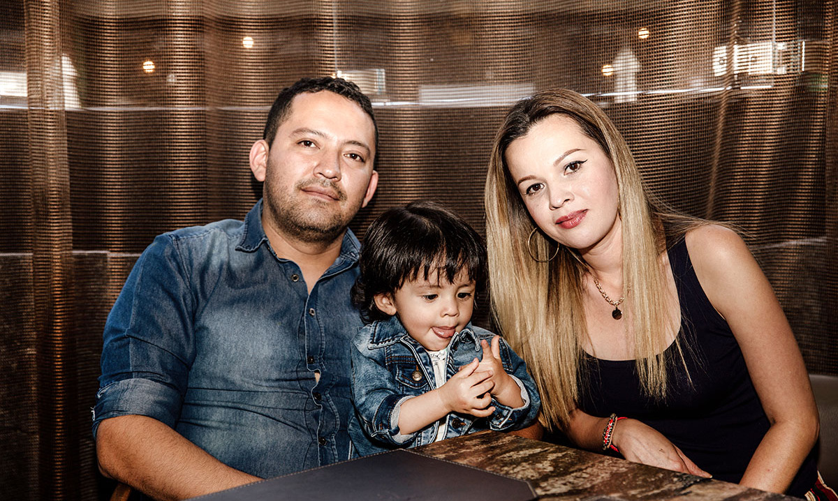 Jonatan Méndez, Marcelo Méndez Viurez y Laura Viurez Carrera