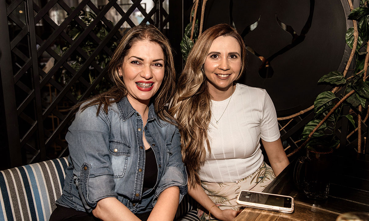 Jane San Román y Gabriela Torres