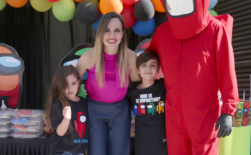 Alejandra, Alejandra, José Antonio y José Antonio