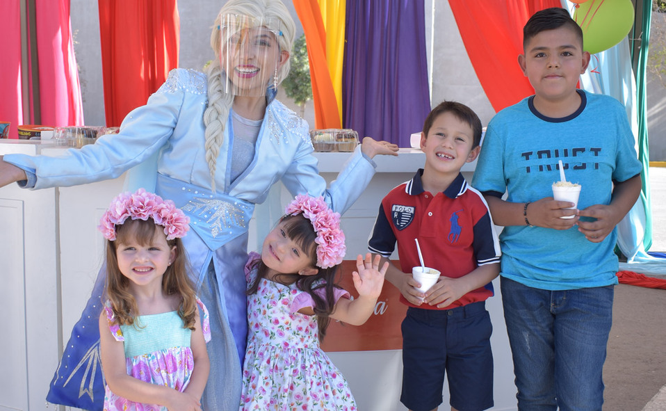 Ivanna, Mariacarla, Maximiliano y Santiago