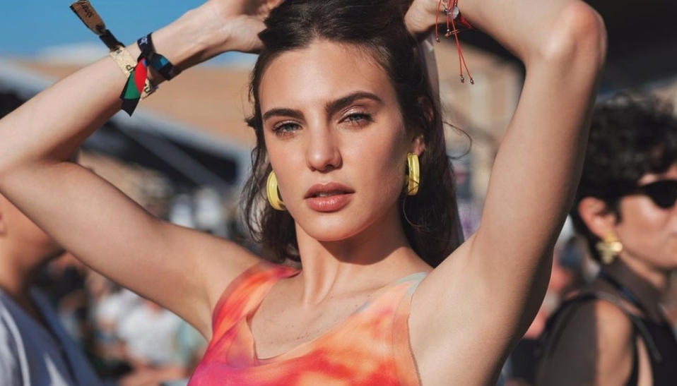 Macarena Achaga y el bralette que usó en la premiere de Luis Miguel (Foto: Instagram)
