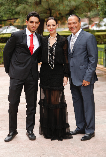 Héctor Villarreal, Martha Cantú de Villarreal y Héctor Villarreal