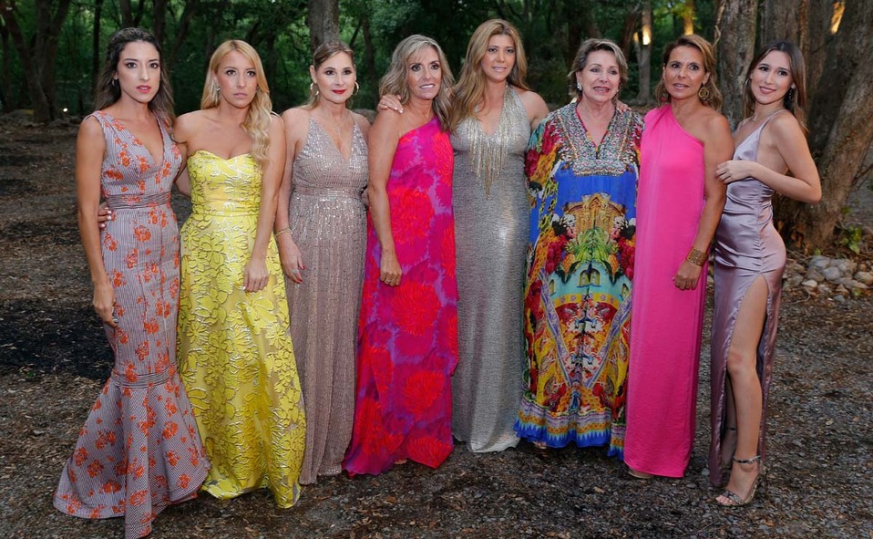 Pamela Garza, Marisabel Garza, María Elena Kirschner de Ganem, María Isabel Ganem, Mabel Diez, Vero Ganem de Garza, Érika Zablah de Ganem y Pris Ga