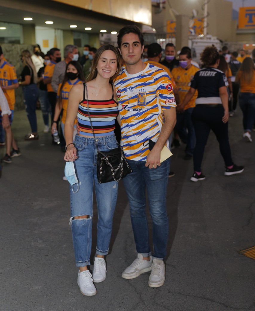 Annik Amescua y Alejandro Garza. FOTO: DANIEL SALDÍVAR
