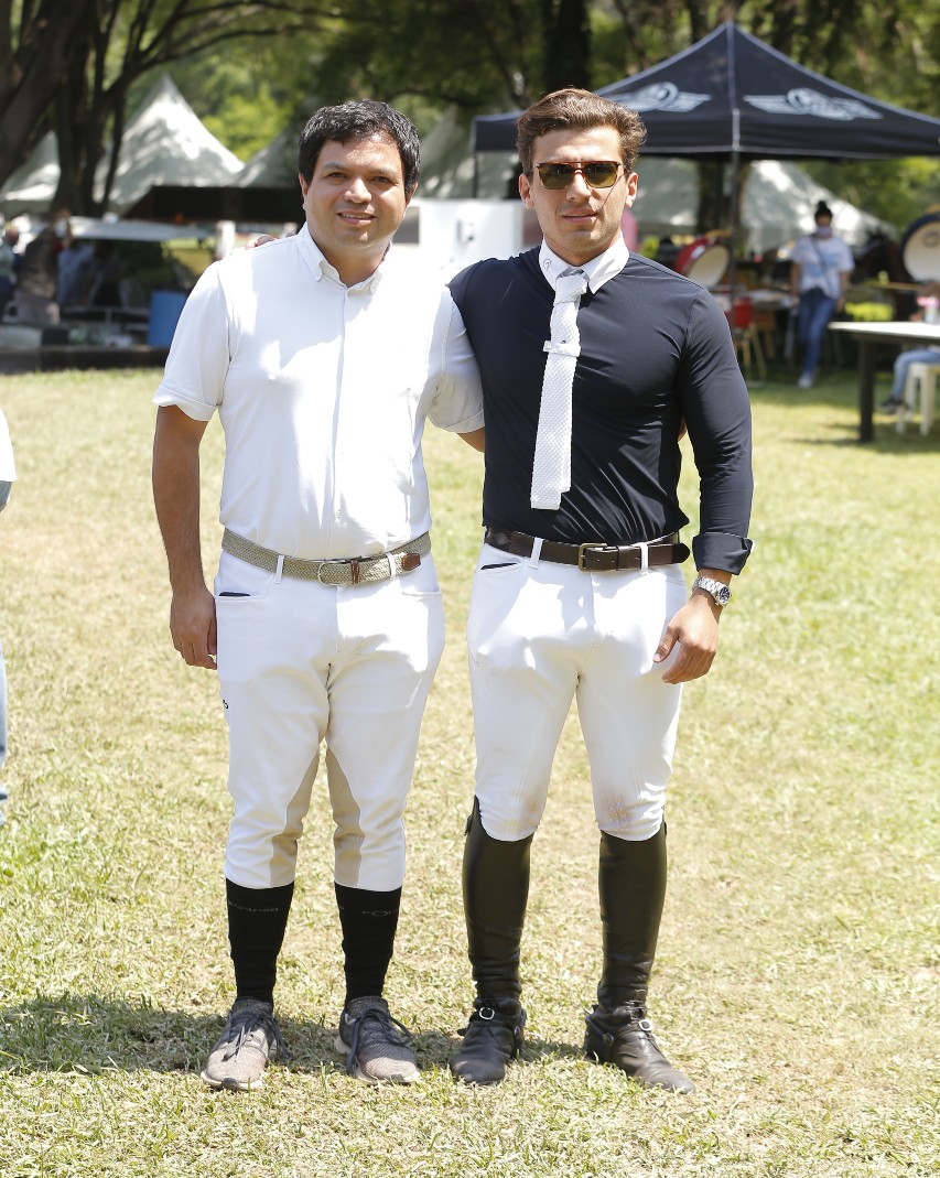 Efraín Fernández y Jonathan Sánchez. FOTO: DANIEL SALDÍVAR