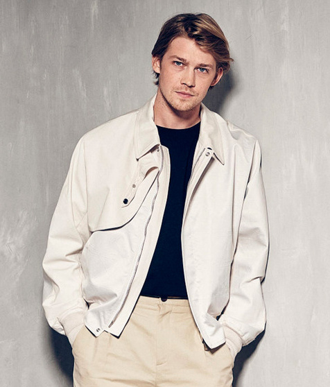 Joe Alwyn, novio de Taylor Swift gana un Grammy