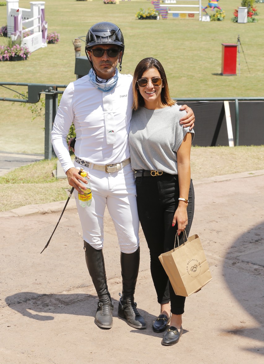 José Antonio Flores y Denisse Hernández. FOTO: DANIEL SALDÍVAR
