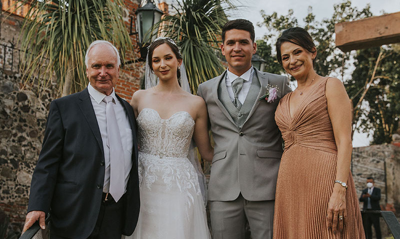 Arne Lotherington, Randi Lotherington, Iván Cárdenas y Patricia Lotherington