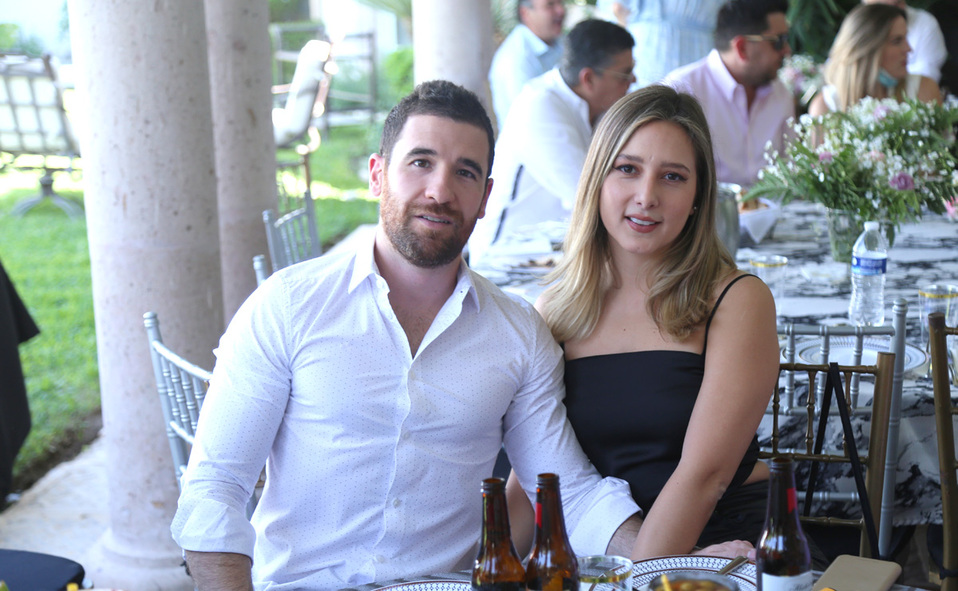 Ángel y Eva