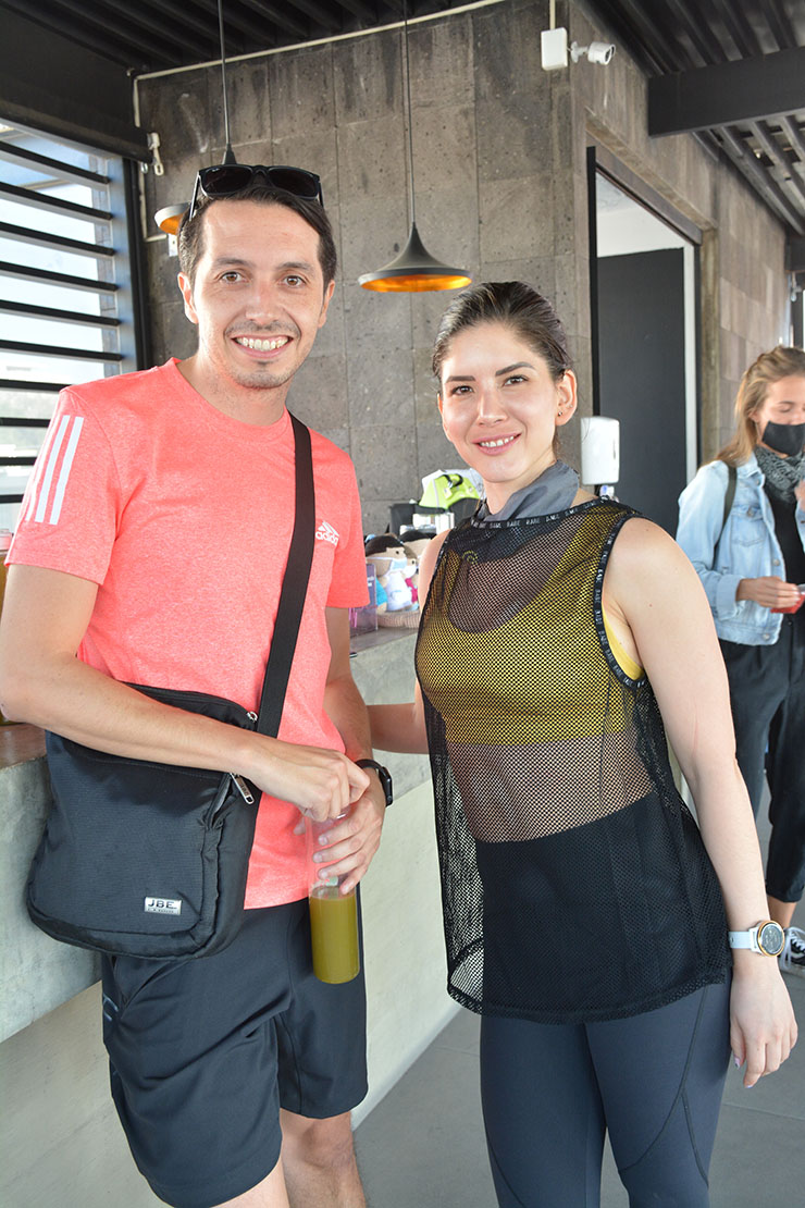 Carlos Arellano y Estefanía Vázquez