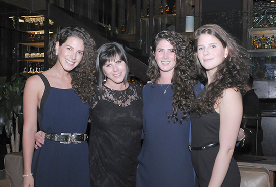 Chantal Chalita, Lourdes Aceves de Chalita, Nicole Chalita y Camille Chalita