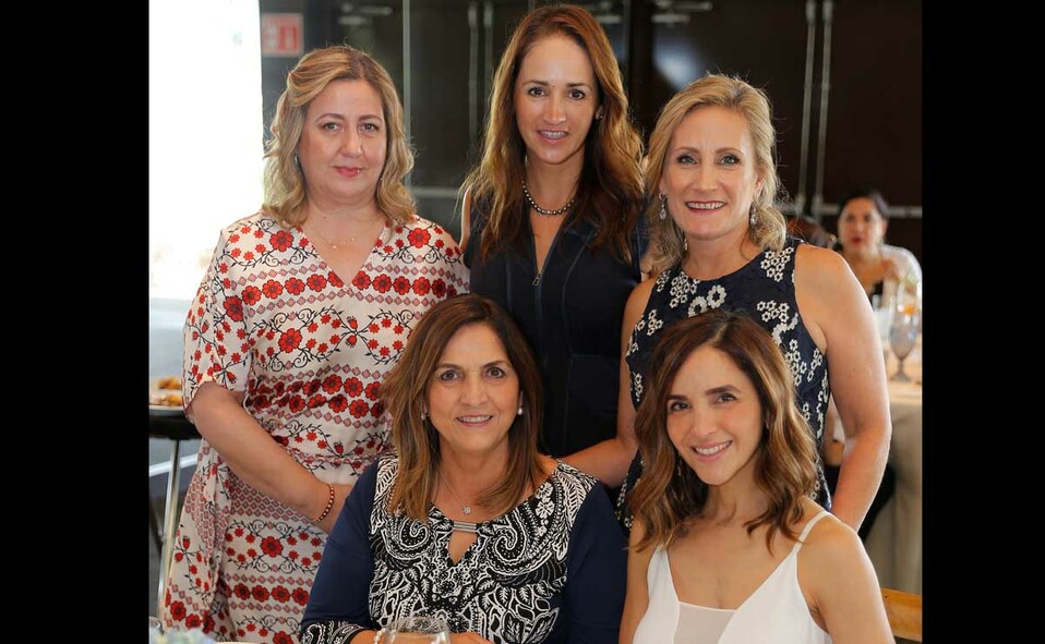Diana Pozas, Paola Sada, Lorena Frías, Fer Martínez y Alexa Ríos / Fotos: Daniel Saldívar