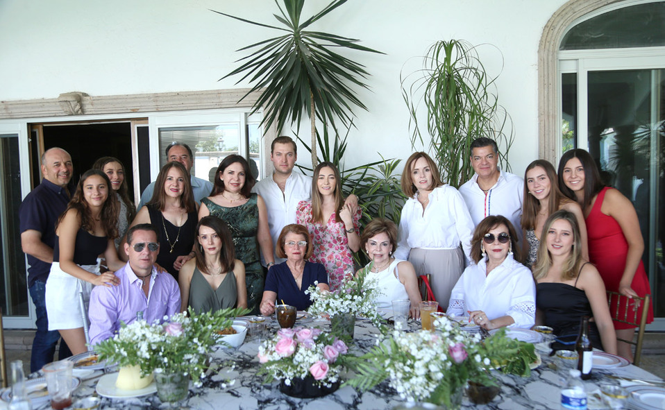 Familiares de los novios