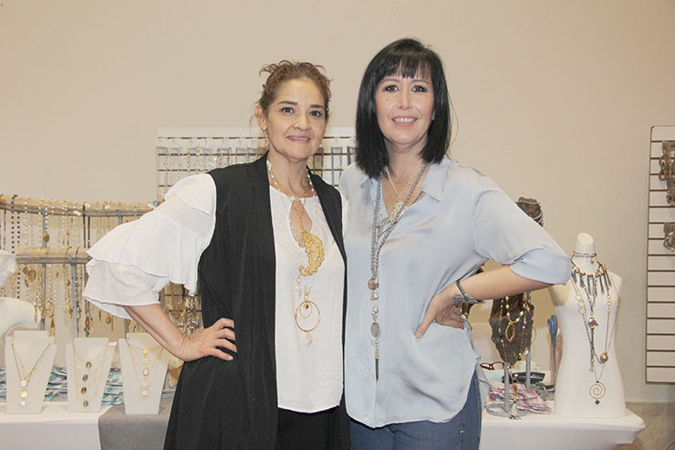 Gina Herrera y Carmen Lucía Bustamante