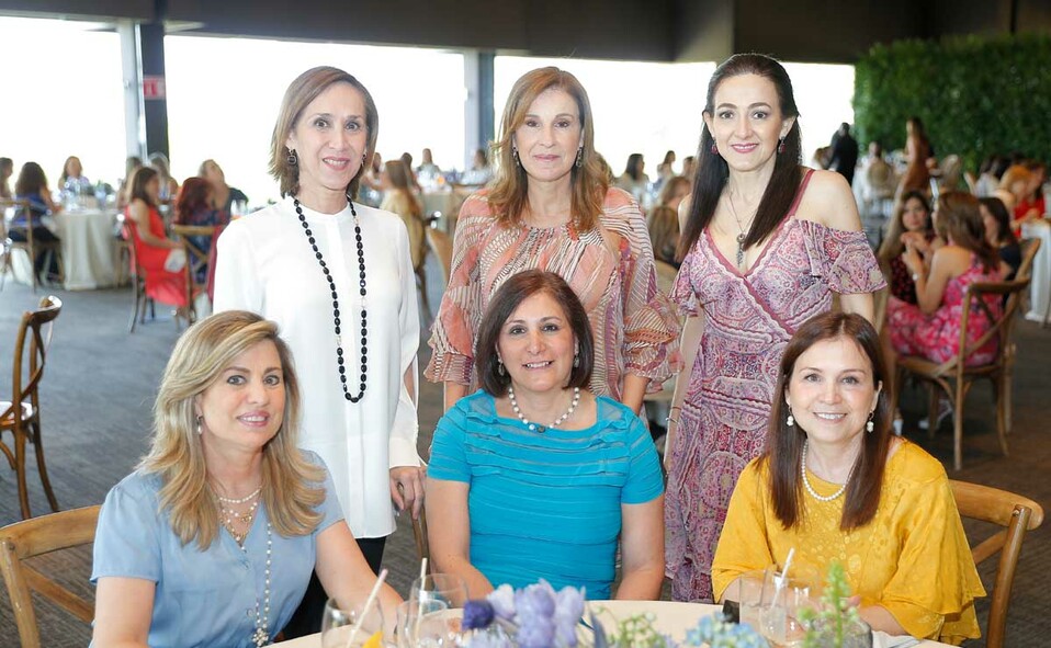 Hilda Quiroga, Caty Ruiz de Bueno, Gina Pederzini, Gabriela Náder, Sara González y Norma Deschamps / Fotos: Daniel Saldívar