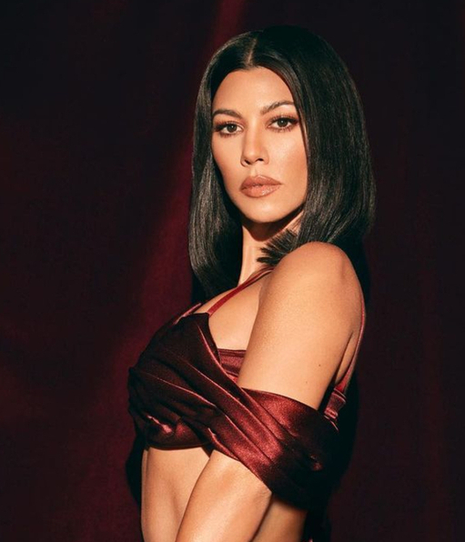 Kourtney Kardashian y su foto con Travis Barker que incendió Instagram (Foto: Instagram)