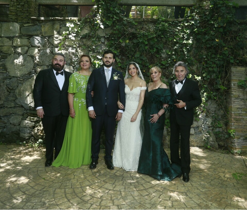 Mario García, Gloria Elena Martínez de García, Mario García, Rousse Villarreal, Rousse del Peral de Villarreal y Juan Villarreal. FOTO: OMAR VALDEZ