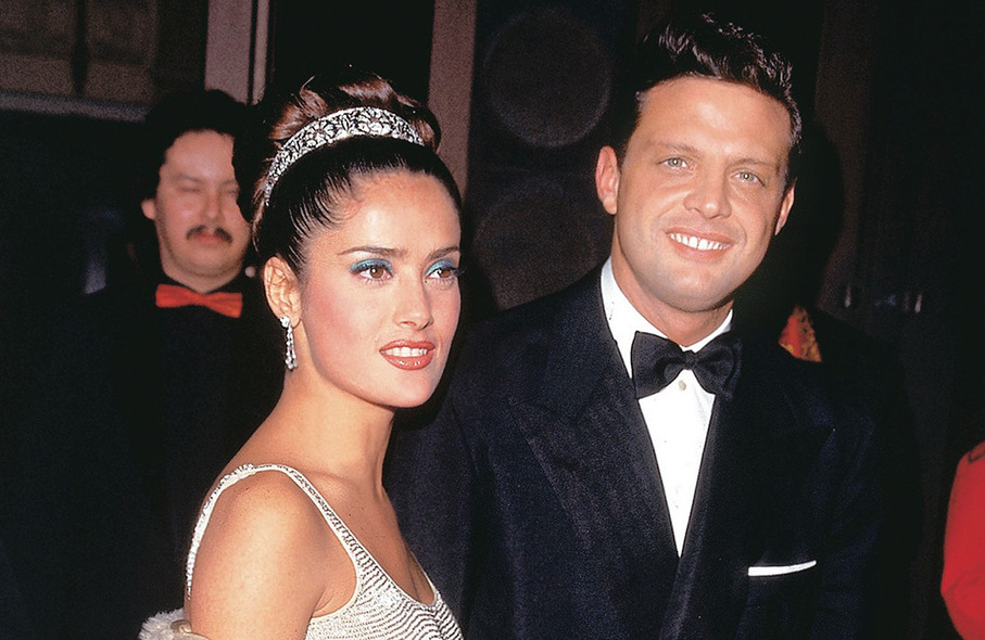 En una ocasión el cantante asistió a la premiación gracias a la invitación de Salma Hayek . Foto: Archivo