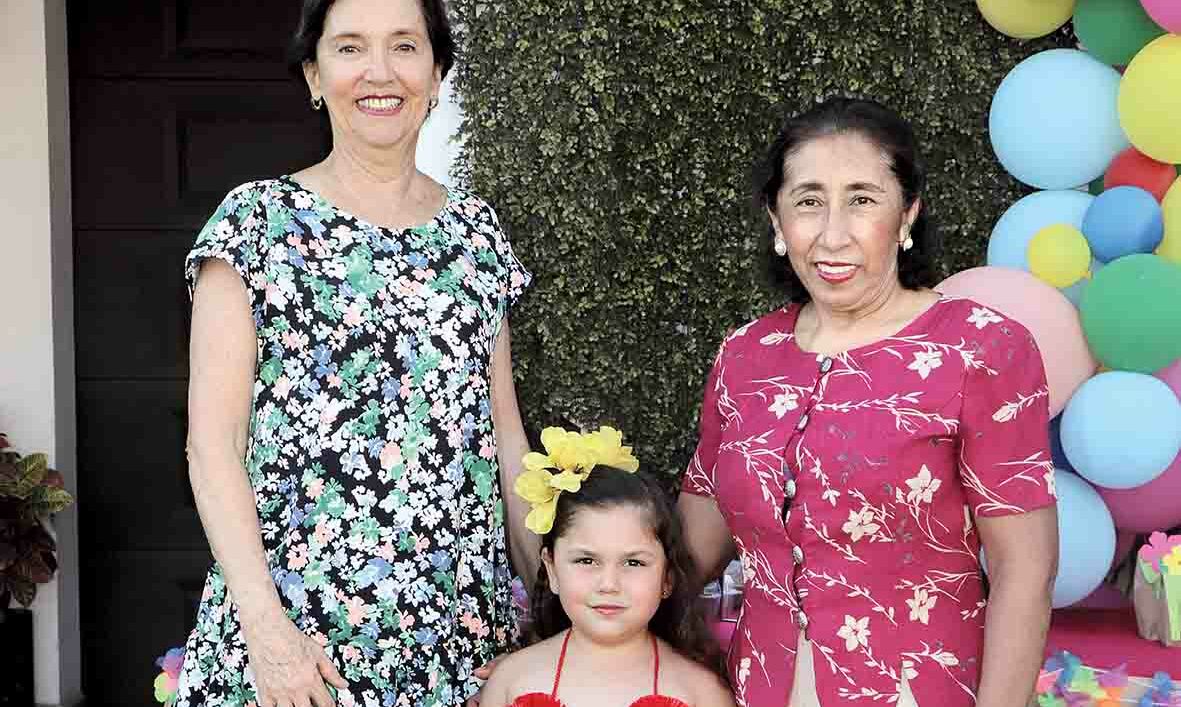 Tere Ochoa, Ana Sofía Plaza y Zandra Guerrero / Fotos: José Chang