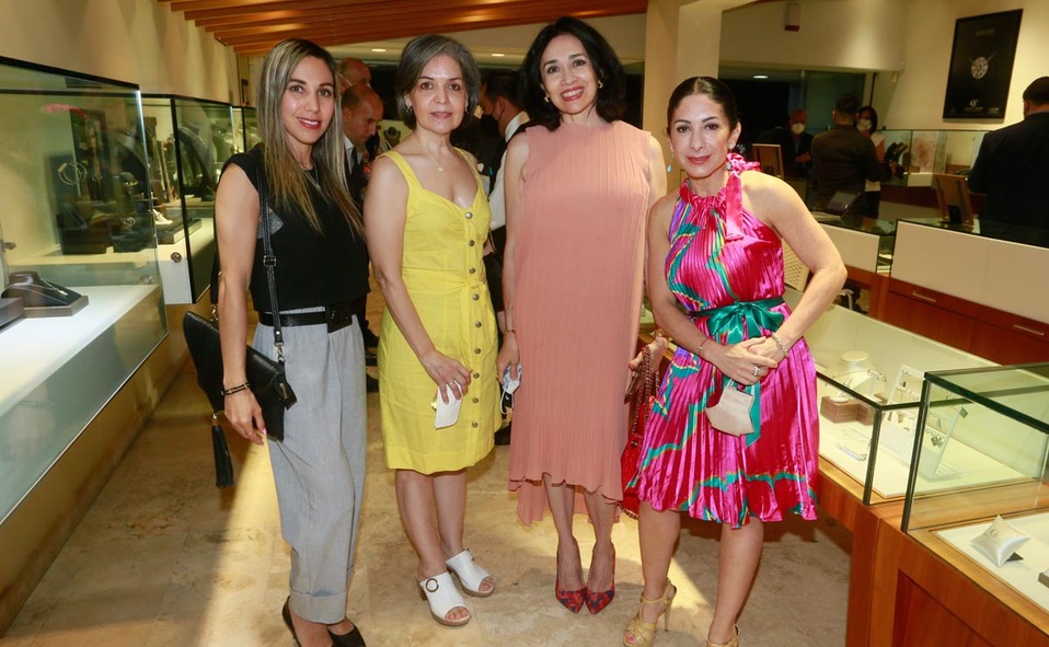 Ale Sánchez de Garza, Lupita Bedoya, Marleny Ayala de Santos y Laura de Carranza / Fotos: Omar Valdez