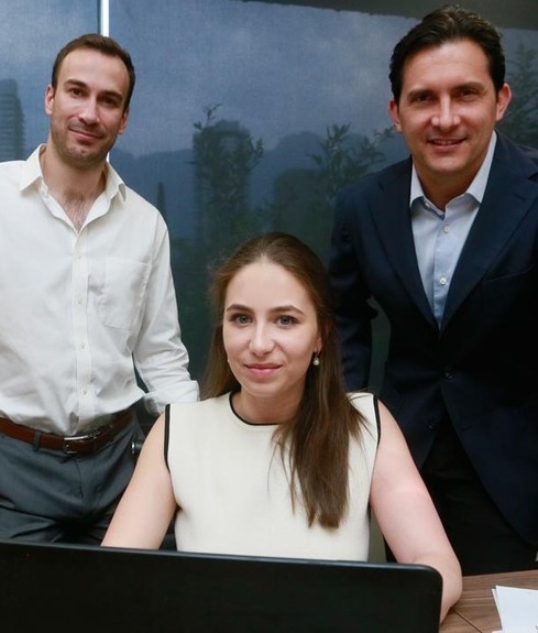 Diego Guzman, Ana Catalina Alvarez Tostado y David Margain