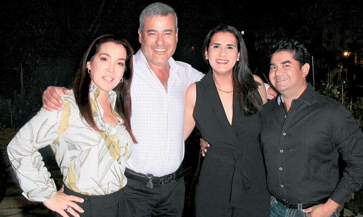 Silvia Carstensen , Hugo Andrade, Nayeli de Alvarado y Jorge Alvarado / Fotos: José Chang