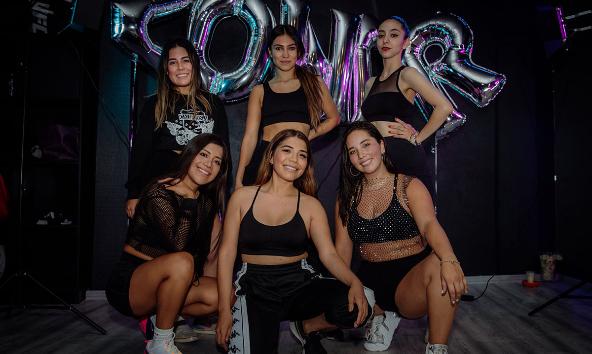 MAYELA ROMERO, KARLA GONZÁLEZ, VIVIANA MENDOZA, MARÍA GONZÁLEZ, VALERIA ARRIETA Y RENATA QUIROZ