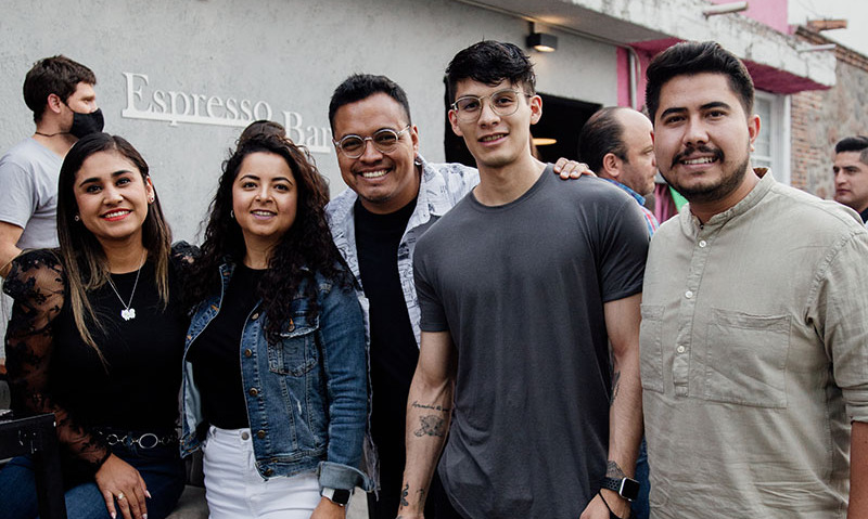 KARLA NOYSSETH, CARO REYES, JOHNNY CONTRERAS, OSVALDO LÓPEZ Y BRYAM REYES