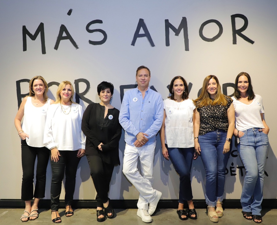 Alejandra Caso Bringas, Patricia Rodríguez de Coronado, Alejandra Álvarez, Pepe Quintero, Margarita Coronado de De la Garza, Tere Rojas de Villarreal
