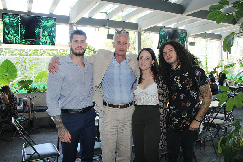Bernardo Vergara, Bernardo Vergara, Fer Vergara y Mario Moore.