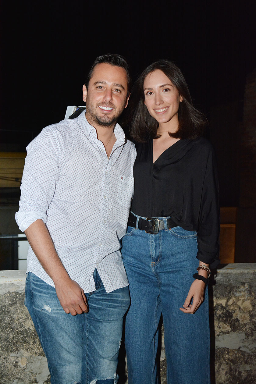 Daniel Olavarrieta y Karen Romero