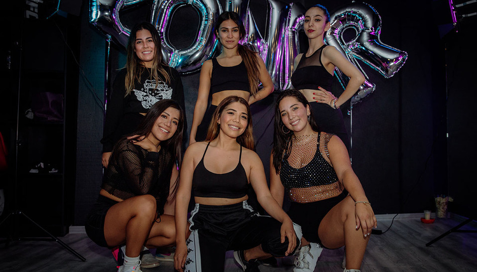 MAYELA ROMERO, KARLA GONZÁLEZ, VIVIANA MENDOZA, MARÍA GONZÁLEZ, VALERIA ARRIETA Y RENATA QUIROZ