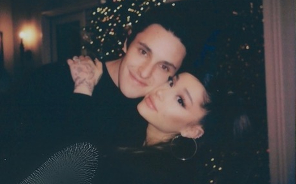 Ariana Grande se casó con Dalton Gomez en una ceremonia secreta (Foto: Instagram)