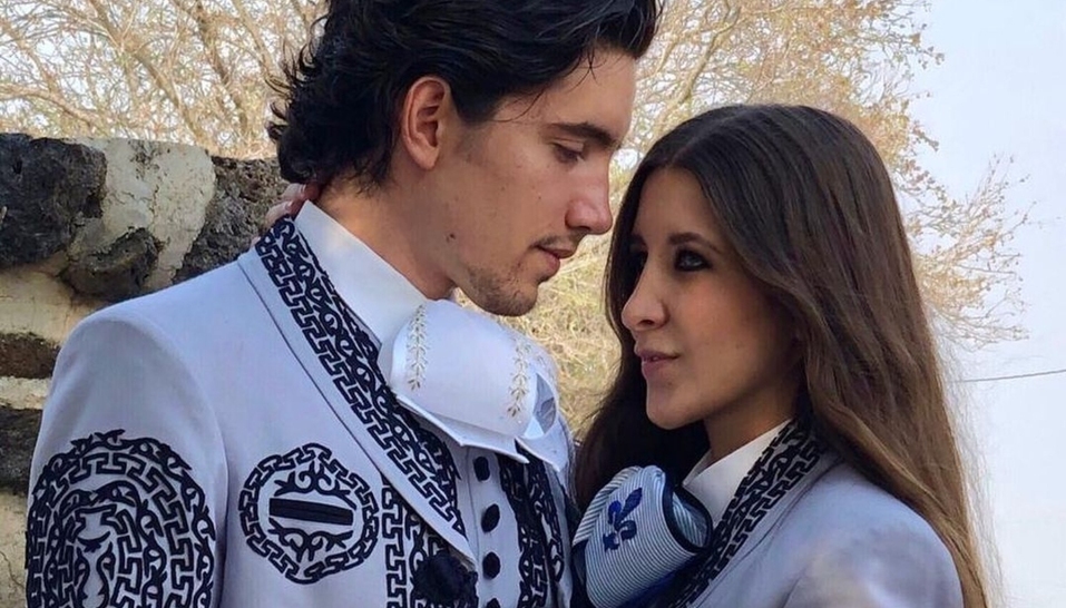 Así fue el vestido de novia de Alexia en su boda con Alex Fernández (Foto: Instagram)