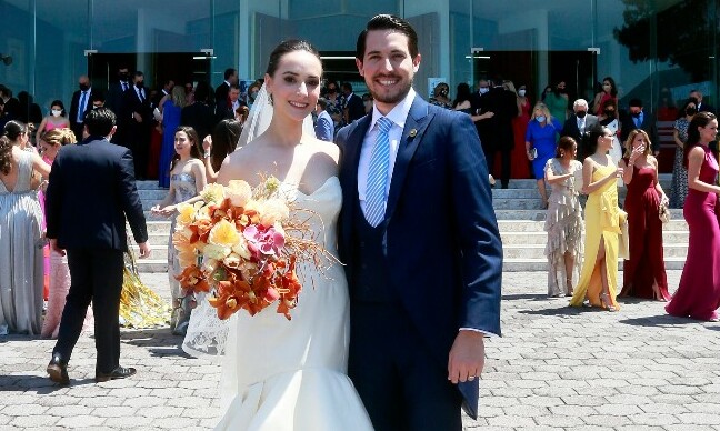 Lorena y Felipe gozaron al máximo su gran día. FOTO: STAFF CHIC