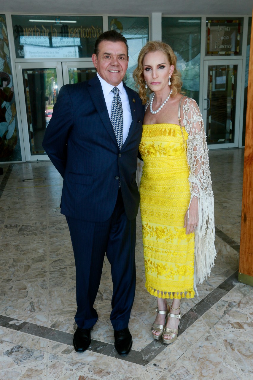 Carlos Rubio y Gachi Calderón de Rubio. FOTO: STAFF CHIC