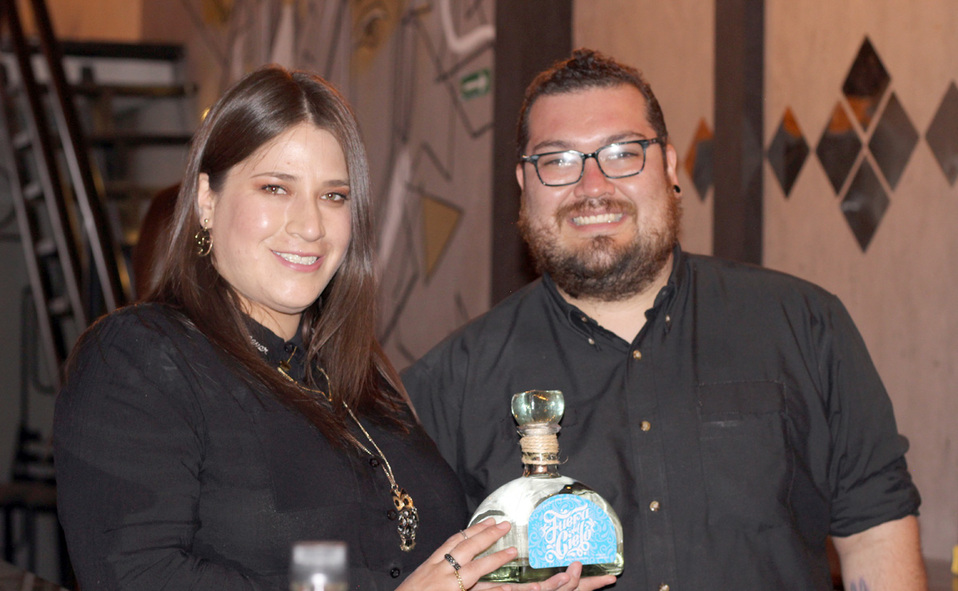 Karen y Adrián