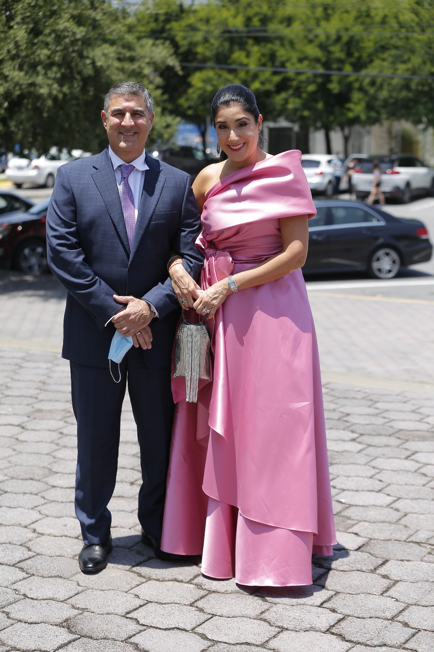 Leocadio Villarreal y Mercedes Hinojosa de Villareal. FOTO: STAFF CHIC