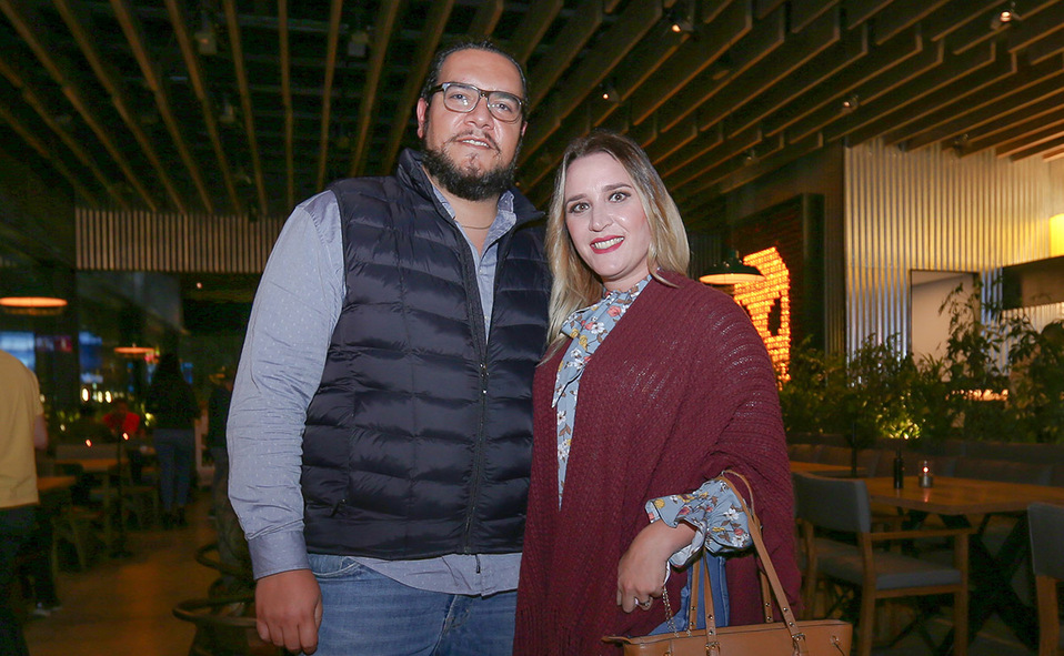 ALEJANDRO GUERRA Y DEBORA SHEIFFER